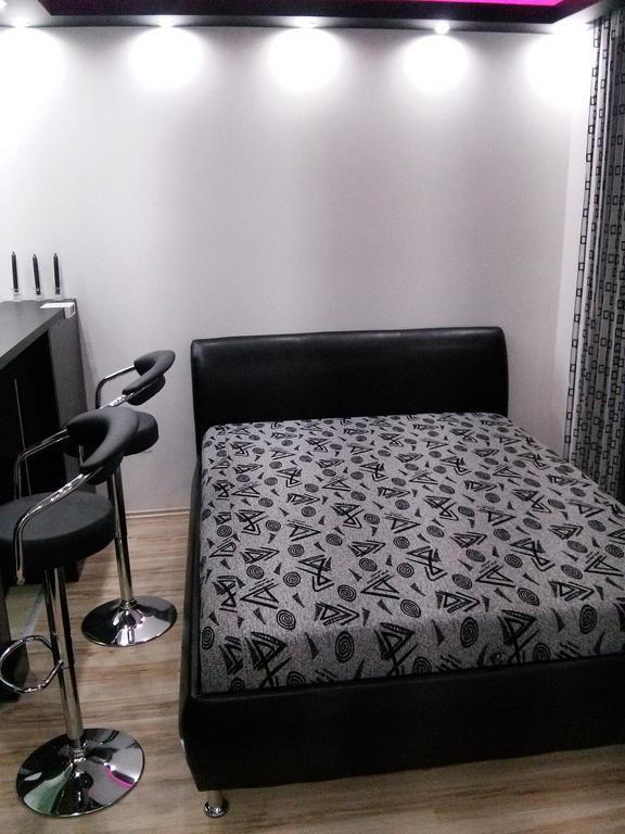 Feszek Apartman Debrecen Zimmer foto
