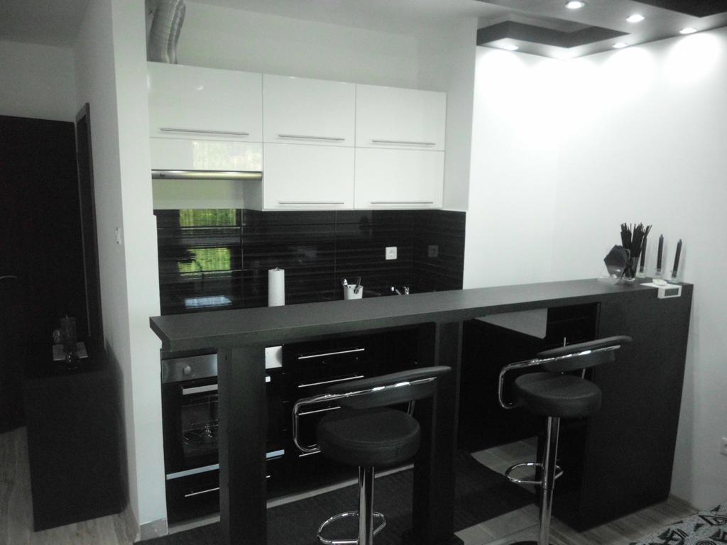 Feszek Apartman Debrecen Zimmer foto
